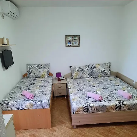 Milica Apartment *